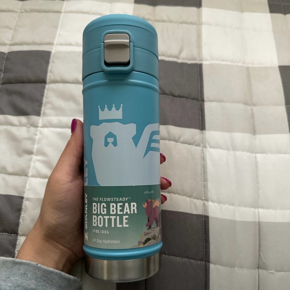 Stanley Big Bear Bottle